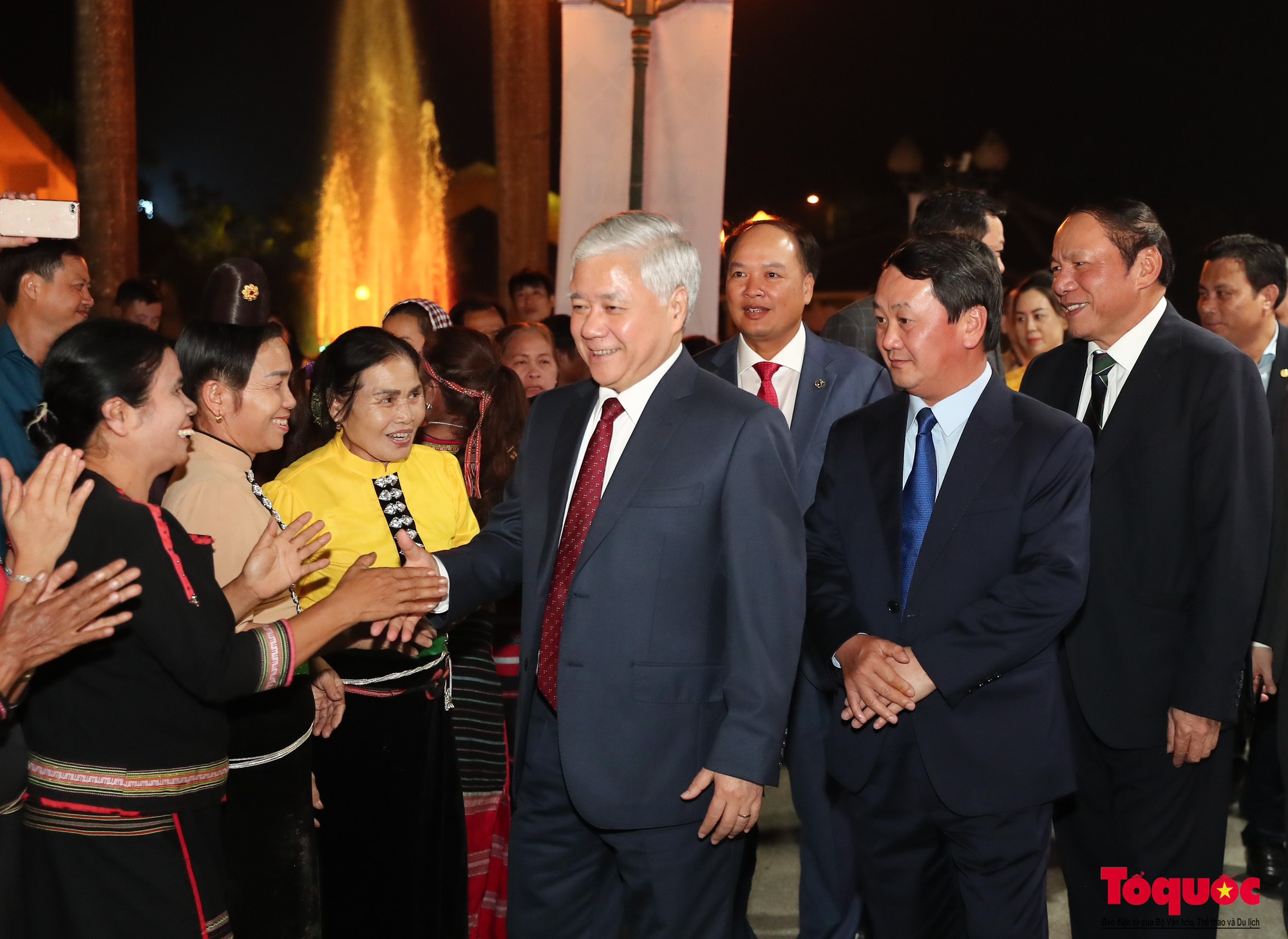 Đại đoàn kết là truyền thống quý báu, cội nguồn sức mạnh của dân tộc, không một thế lực thù địch nào có thể chia rẽ - Ảnh 1.