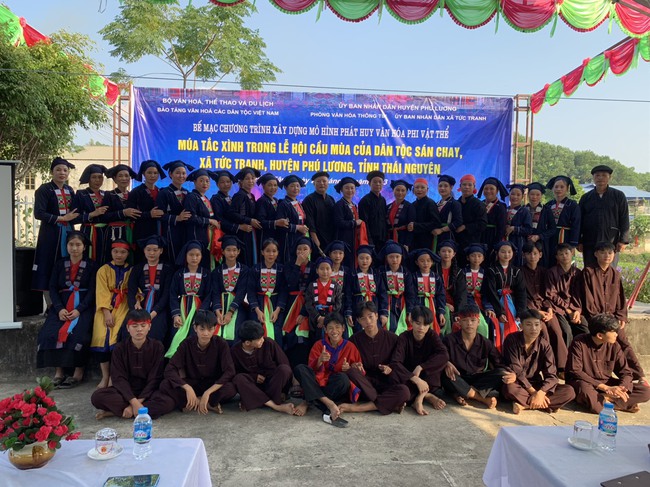 Xây dựng mô hình bảo tồn, phát huy múa Tắc Xình, dân tộc Sán Chay, tỉnh Thái Nguyên, năm 2023 - Ảnh 4.