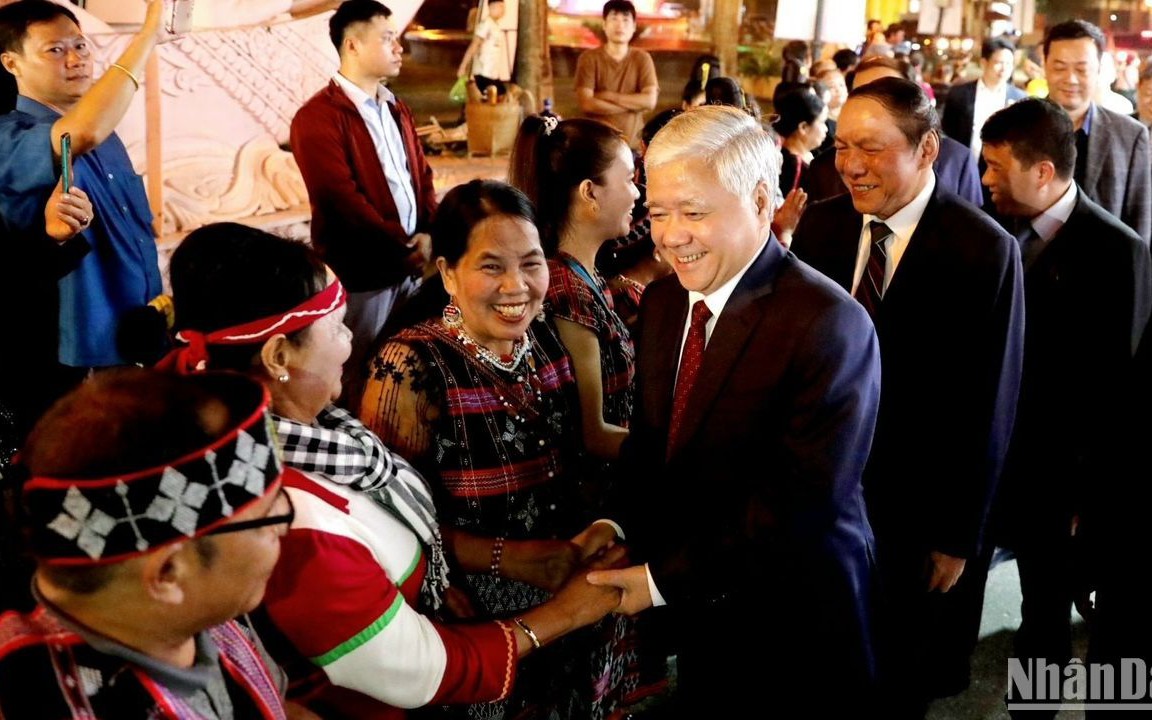 Điểm báo hoạt động ngành Văn hóa, Thể thao và Du lịch ngày 24/11/2023