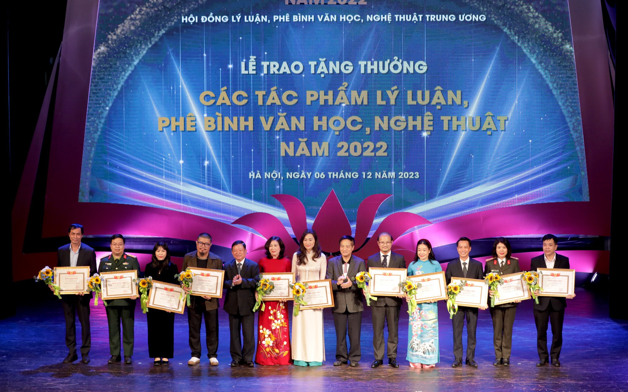 Điểm báo hoạt động ngành Văn hóa, Thể thao và Du lịch ngày 7/12/2023