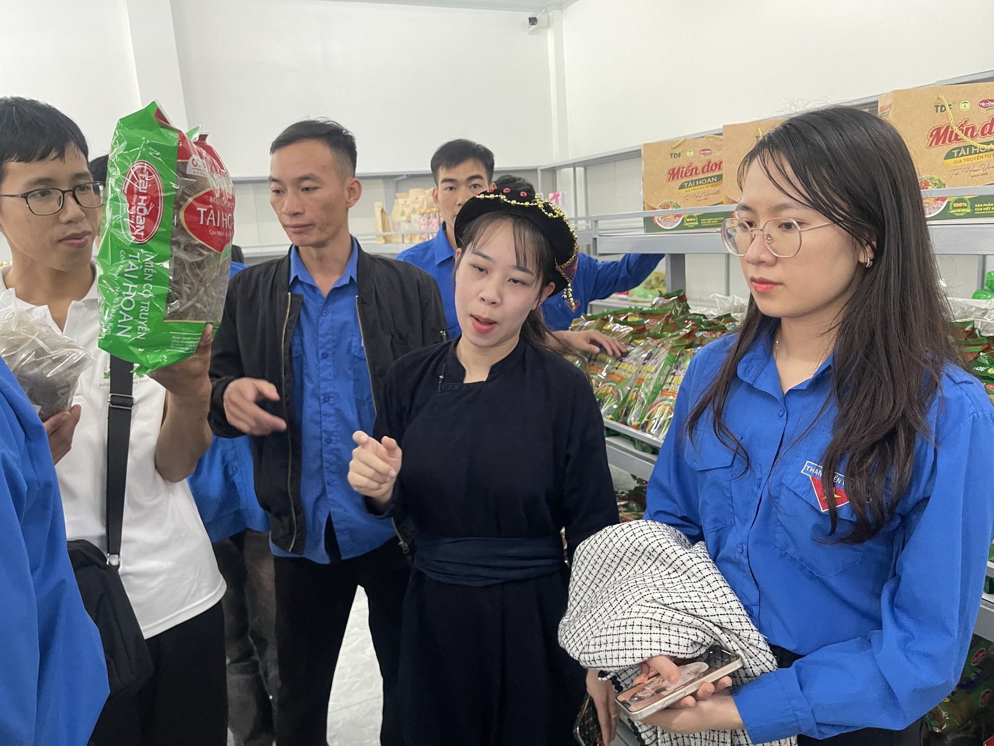 Đoàn Thanh niên Bộ VHTTDL phối hợp tổ chức Lớp tập huấn bảo tồn văn hóa truyền thống tốt đẹp của các dân tộc thiểu số gắn với phát triển du lịch cho thanh niên - Ảnh 3.