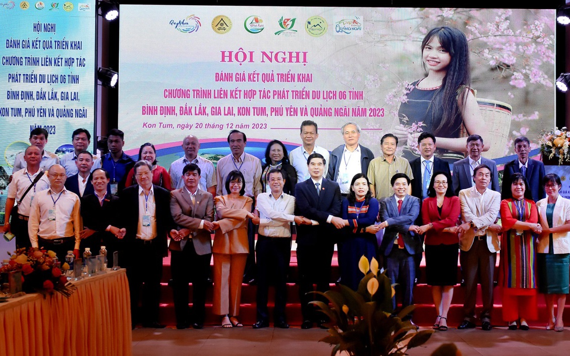 Điểm báo hoạt động ngành Văn hóa, Thể thao và Du lịch ngày 21/12/2023