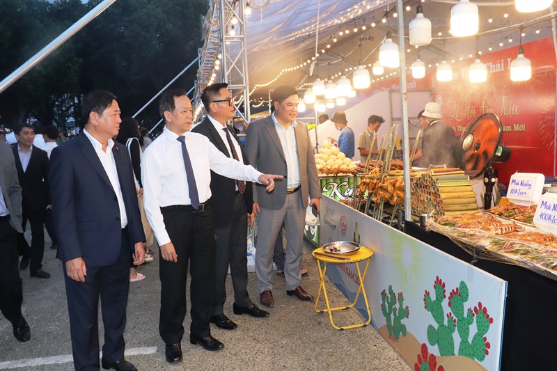 Ninh Thuận: Khai mạc Lễ hội Ẩm thực chào đón năm mới 2024 - Ảnh 3.