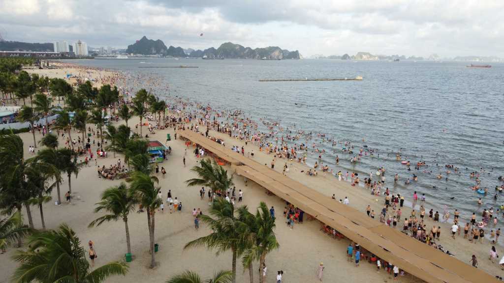 Hành trình khát vọng mới của du lịch Quảng Ninh - Ảnh 1.
