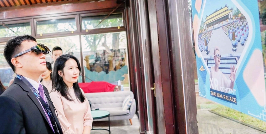 Chuyển đổi số góp phần gìn giữ giá trị di sản, văn hóa Huế - Ảnh 1.