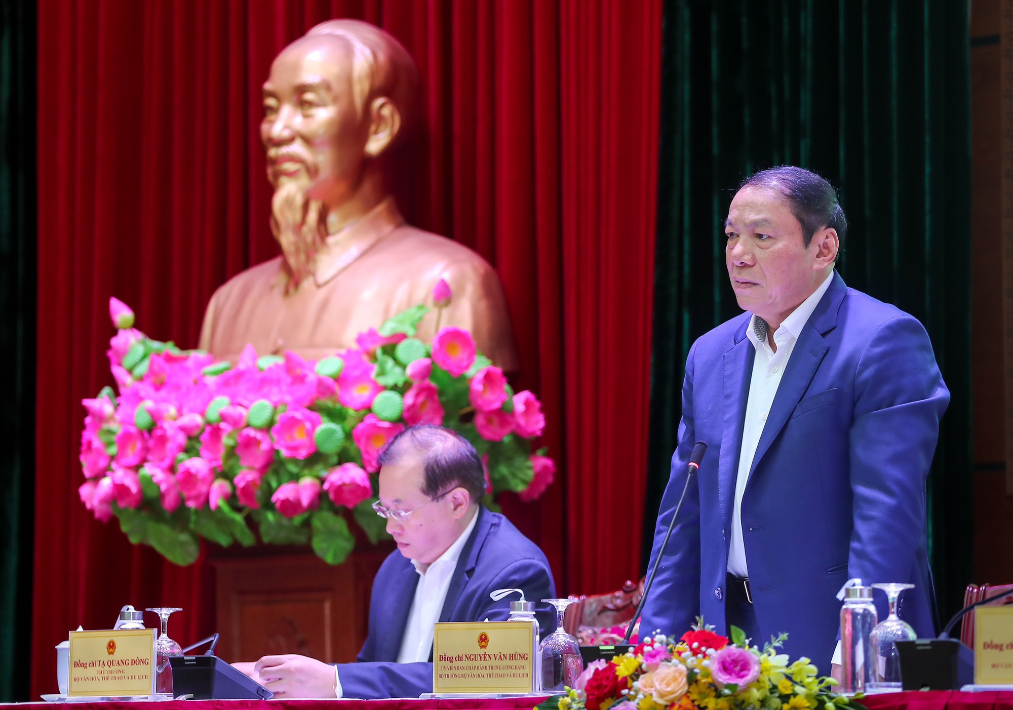 Bộ trưởng Nguyễn Văn Hùng: "Có giấc mơ lớn nhưng phải biết thức dậy để hành động" - Ảnh 6.