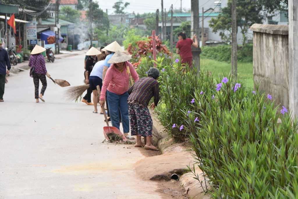 Quảng Ninh: Sôi nổi hoạt động xây dựng môi trường văn hóa - Ảnh 2.