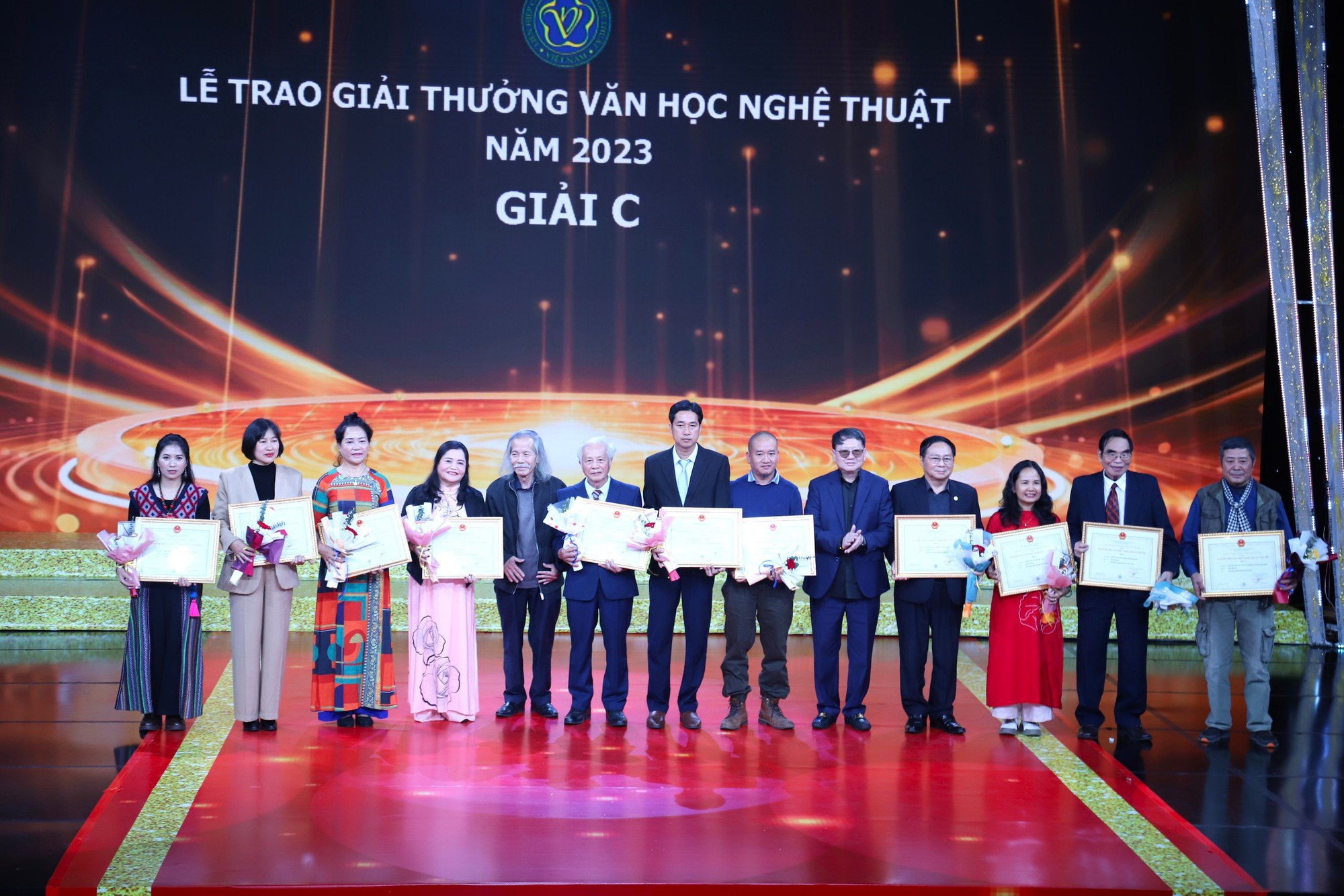 69 tác phẩm được trao Giải thưởng Văn học nghệ thuật năm 2023 - Ảnh 4.