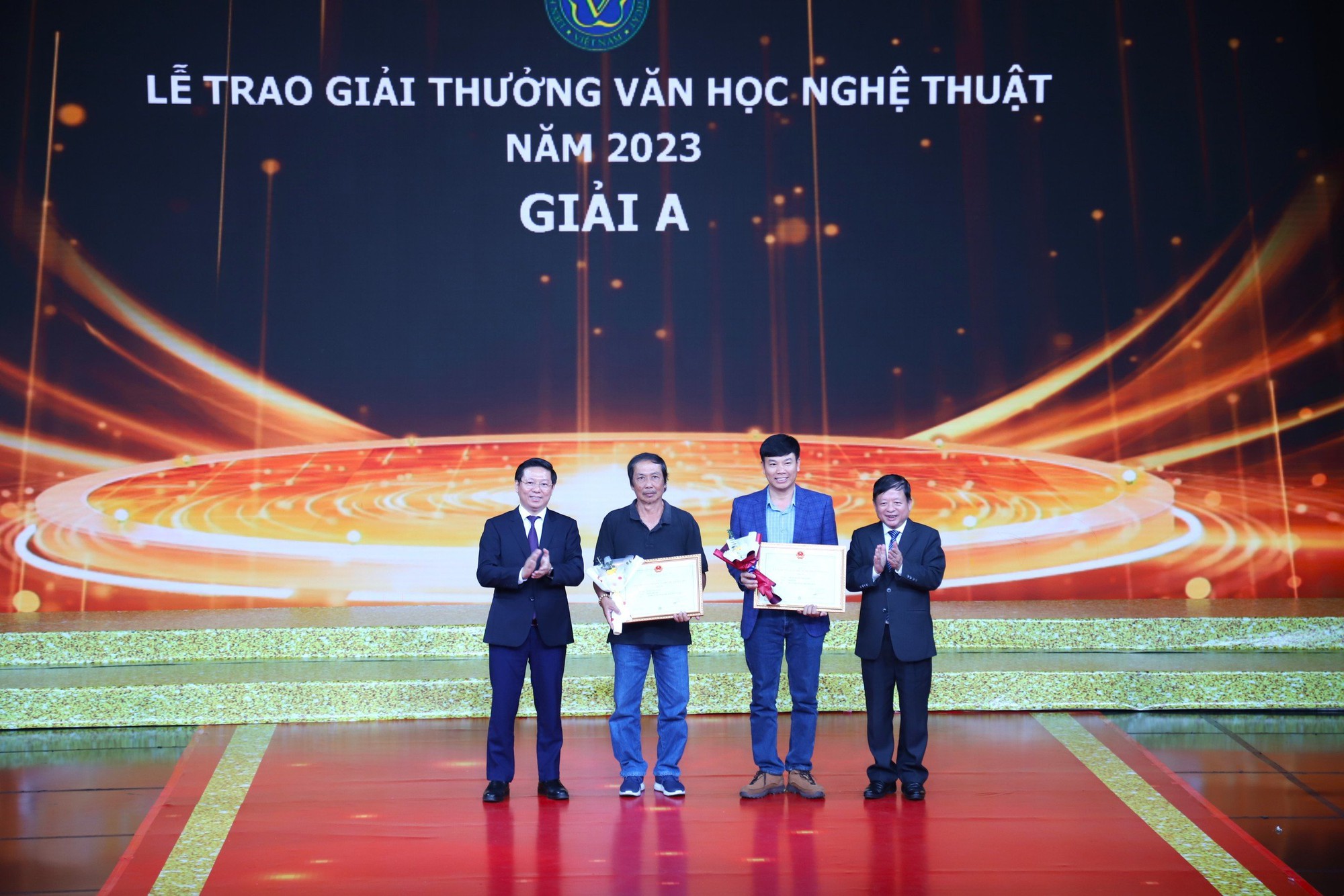 69 tác phẩm được trao Giải thưởng Văn học nghệ thuật năm 2023 - Ảnh 2.