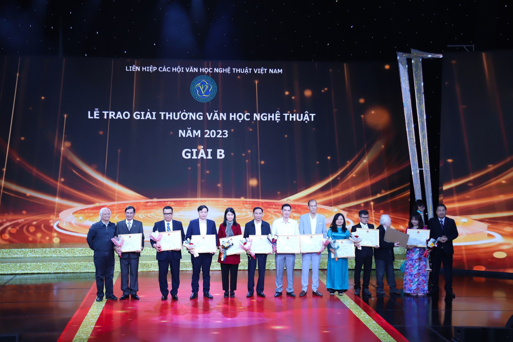 69 tác phẩm được trao Giải thưởng Văn học nghệ thuật năm 2023 - Ảnh 3.