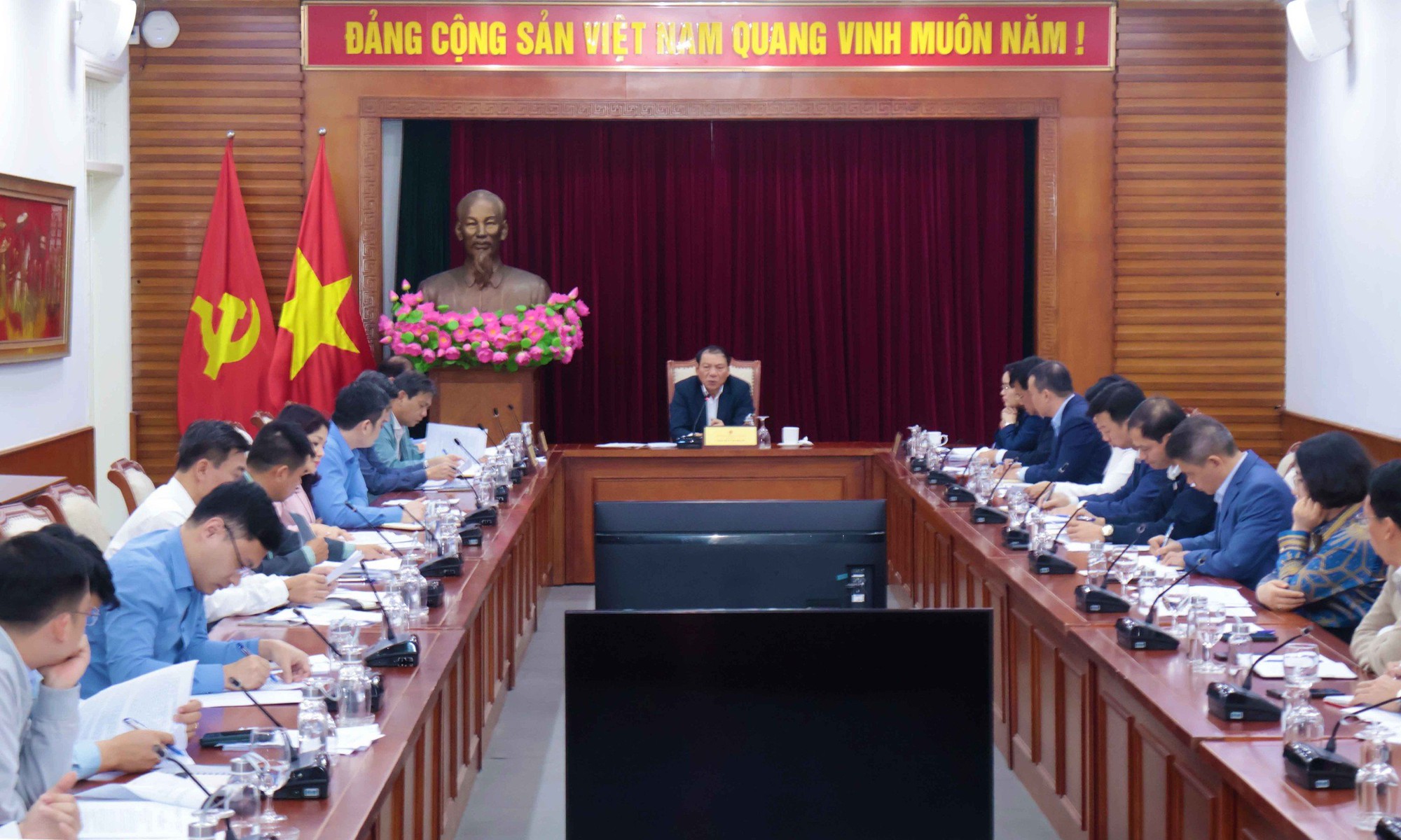 Bộ trưởng Nguyễn Văn Hùng: "Cần gấp rút hoàn thiện Dự thảo Chiến lược phát triển TDTT" - Ảnh 4.