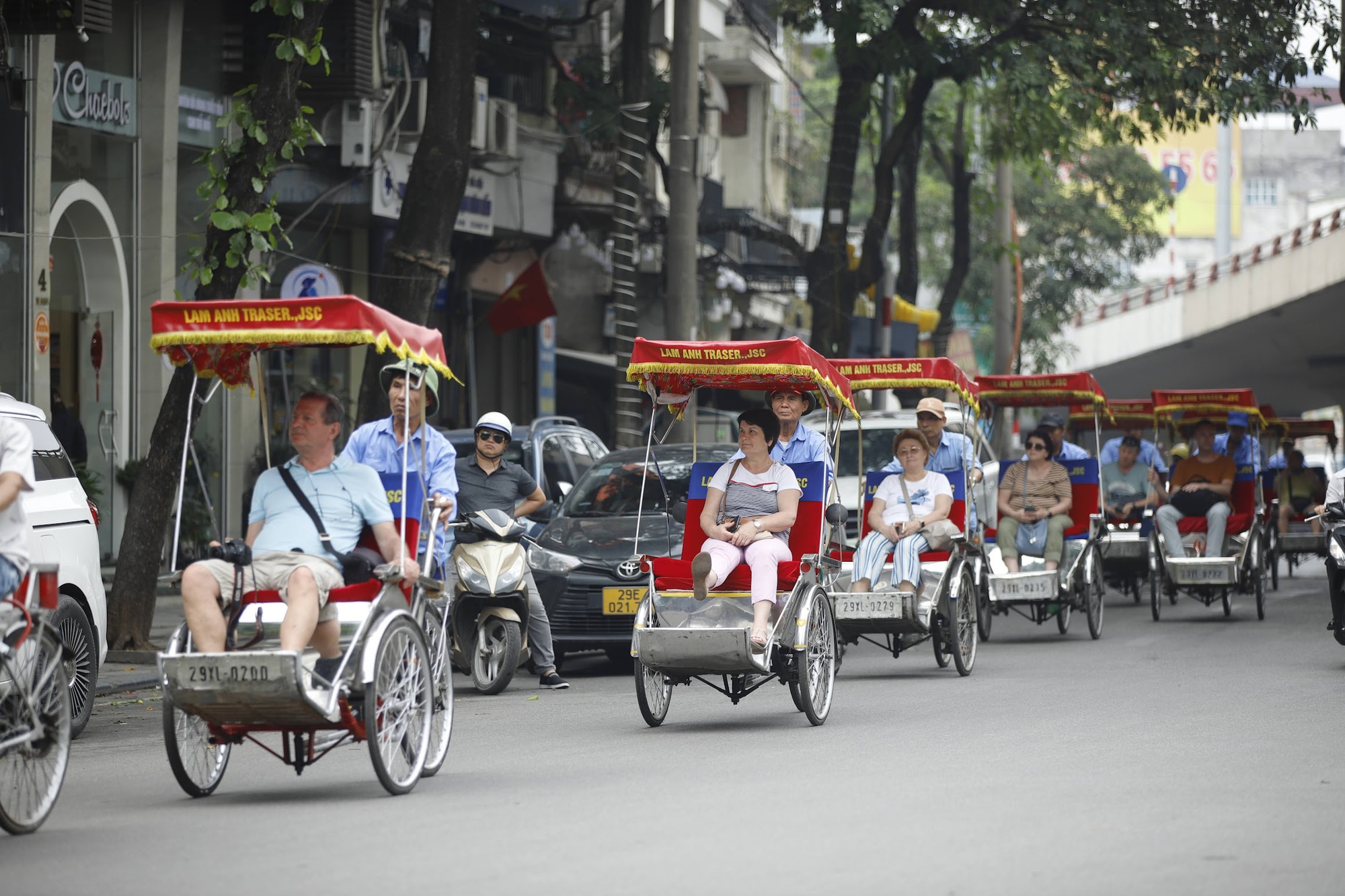 Thủ tướng yêu cầu nâng cao hiệu quả công tác thống kê để đánh giá, hoạch định chính sách phát triển du lịch - Ảnh 1.