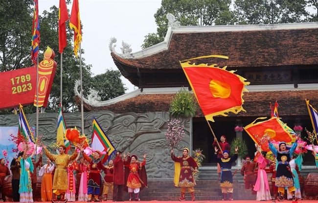 Điểm báo hoạt động ngành Văn hóa, Thể thao và Du lịch ngày 31/1/2024 - Ảnh 2.