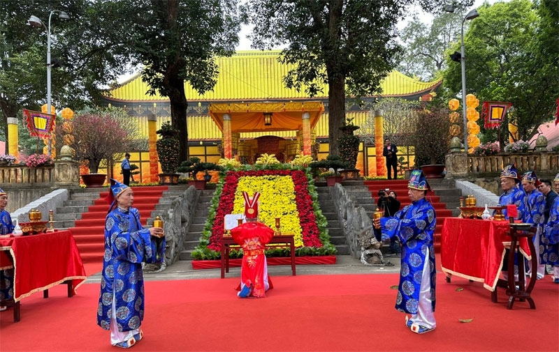 Dâng hương khai Xuân tại Hoàng thành Thăng Long - Ảnh 6.