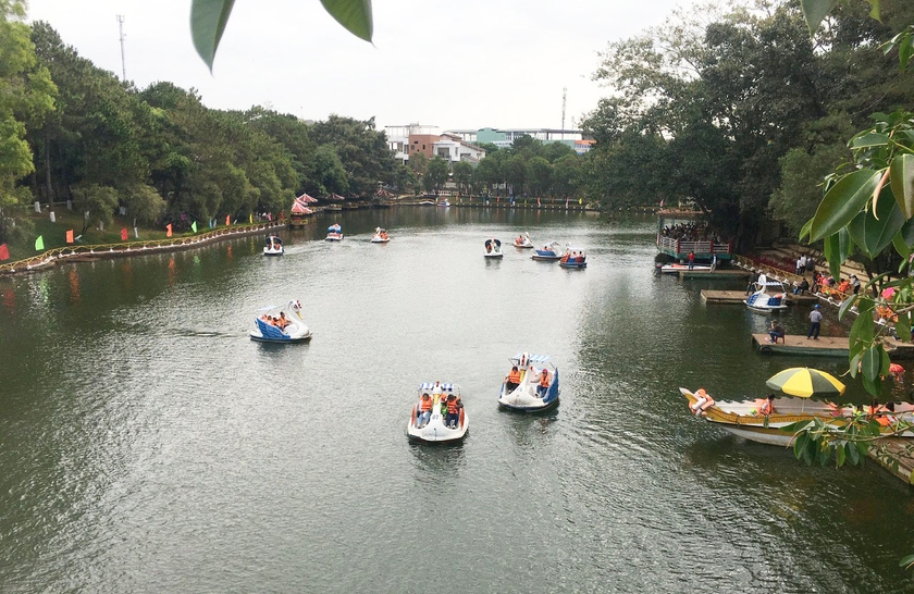 Gia Lai: TP. Pleiku ưu tiên đầu tư hạ tầng du lịch - Ảnh 1.