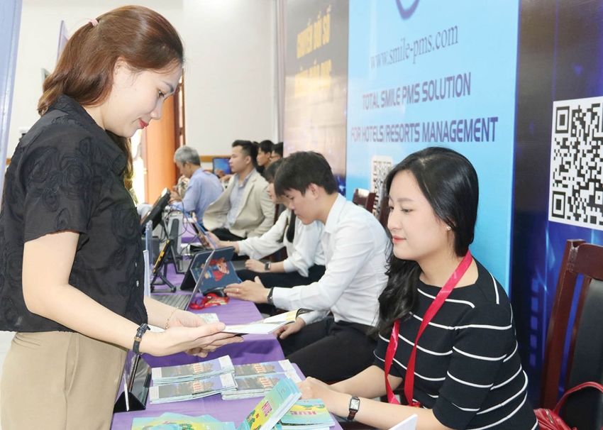 Thừa Thiên Huế: Chuyển đổi số trong đào tạo nghề du lịch còn nhiều thách thức - Ảnh 1.