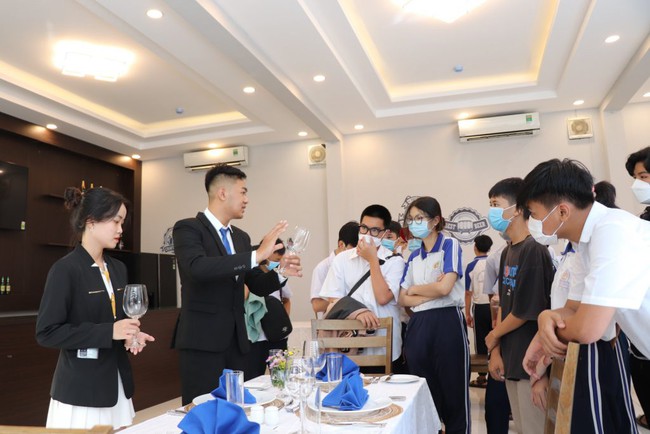 Trường Cao đẳng Du lịch Vũng Tàu thông báo tuyển sinh năm 2024 - Ảnh 1.