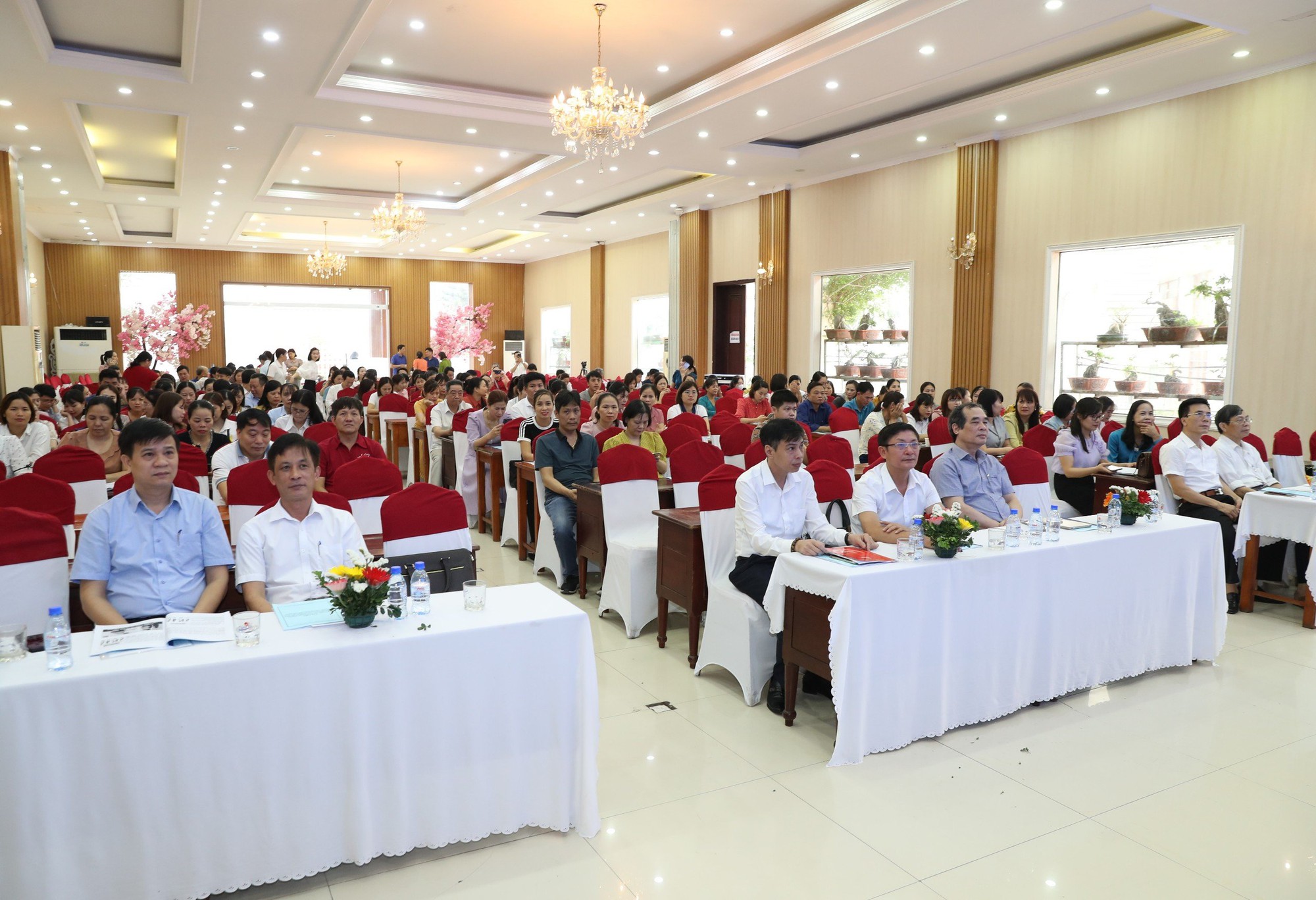 Hưng Yên: Hội nghị tập huấn Luật phòng, chống bạo lực gia đình, Nghị định 76/2023/NĐ-CP ngày 01/11/2023 của Chính phủ quy định một số điều của Luật Phòng, chống bạo lực gia đình - Ảnh 1.