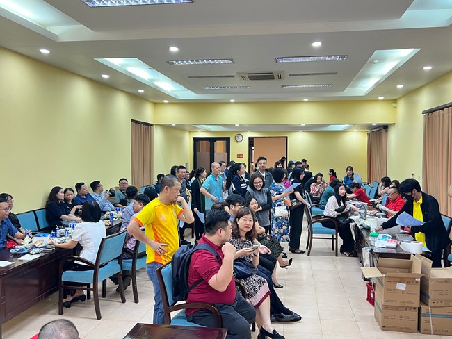 Công đoàn Khối Tham mưu quản lý nhà nước tổ chức ngày hội Hiến máu tình nguyện "Trao gửi yêu thương" - Ảnh 8.