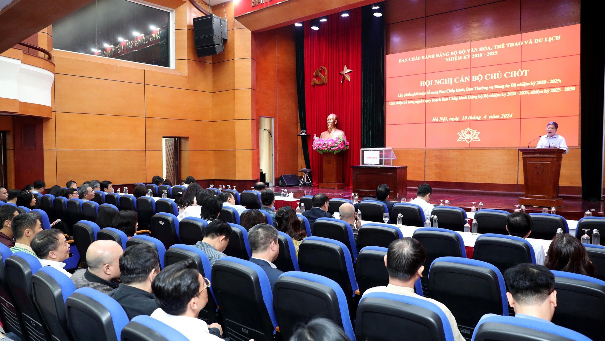 Giới thiệu bổ sung Ban chấp hành, Ban Thường vụ và bổ sung nguồn quy hoạch Ban Chấp hành Đảng bộ Bộ VHTTDL - Ảnh 1.