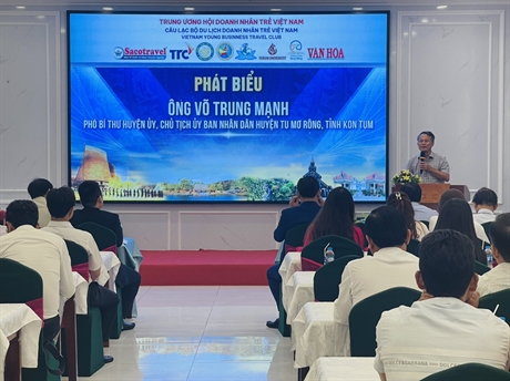 Khai giảng khóa đào tạo bồi dưỡng nguồn nhân lực phục vụ du lịch Kon Tum - Ảnh 1.