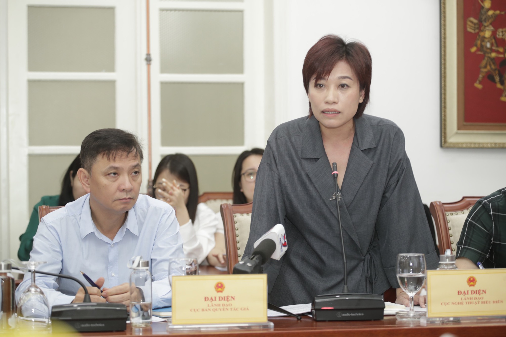 Chương trình nghệ thuật "Điện Biên Phủ - Mốc vàng lịch sử: Vẽ lại bức tranh toàn cảnh về chiến dịch Điện Biên Phủ - Ảnh 2.