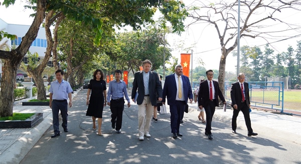 Trường Đại học TDTT TP.HCM tăng cường hợp tác về hoạt động nghiên cứu khoa học - Ảnh 4.
