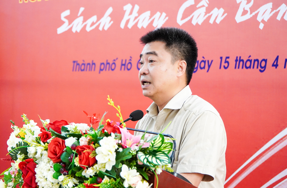 Trường Đại học Văn hóa TP.Hồ Chí Minh: Lan tỏa phong trào đọc sách nhân Ngày Sách và Văn hóa đọc Việt Nam 21/4 - Ảnh 3.