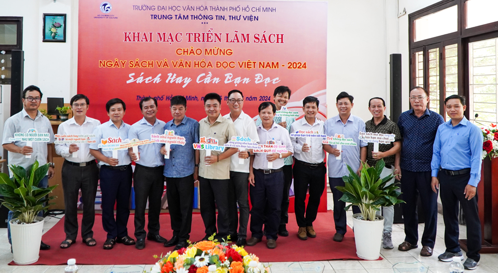 Trường Đại học Văn hóa TP.Hồ Chí Minh: Lan tỏa phong trào đọc sách nhân Ngày Sách và Văn hóa đọc Việt Nam 21/4 - Ảnh 5.