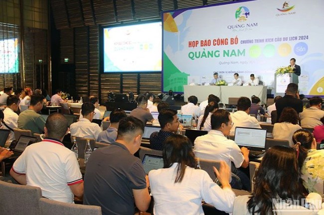 Hơn 100 doanh nghiệp tham gia kích cầu thu hút khách du lịch 2024 “Quảng Nam-Miền xanh Di sản” - Ảnh 1.