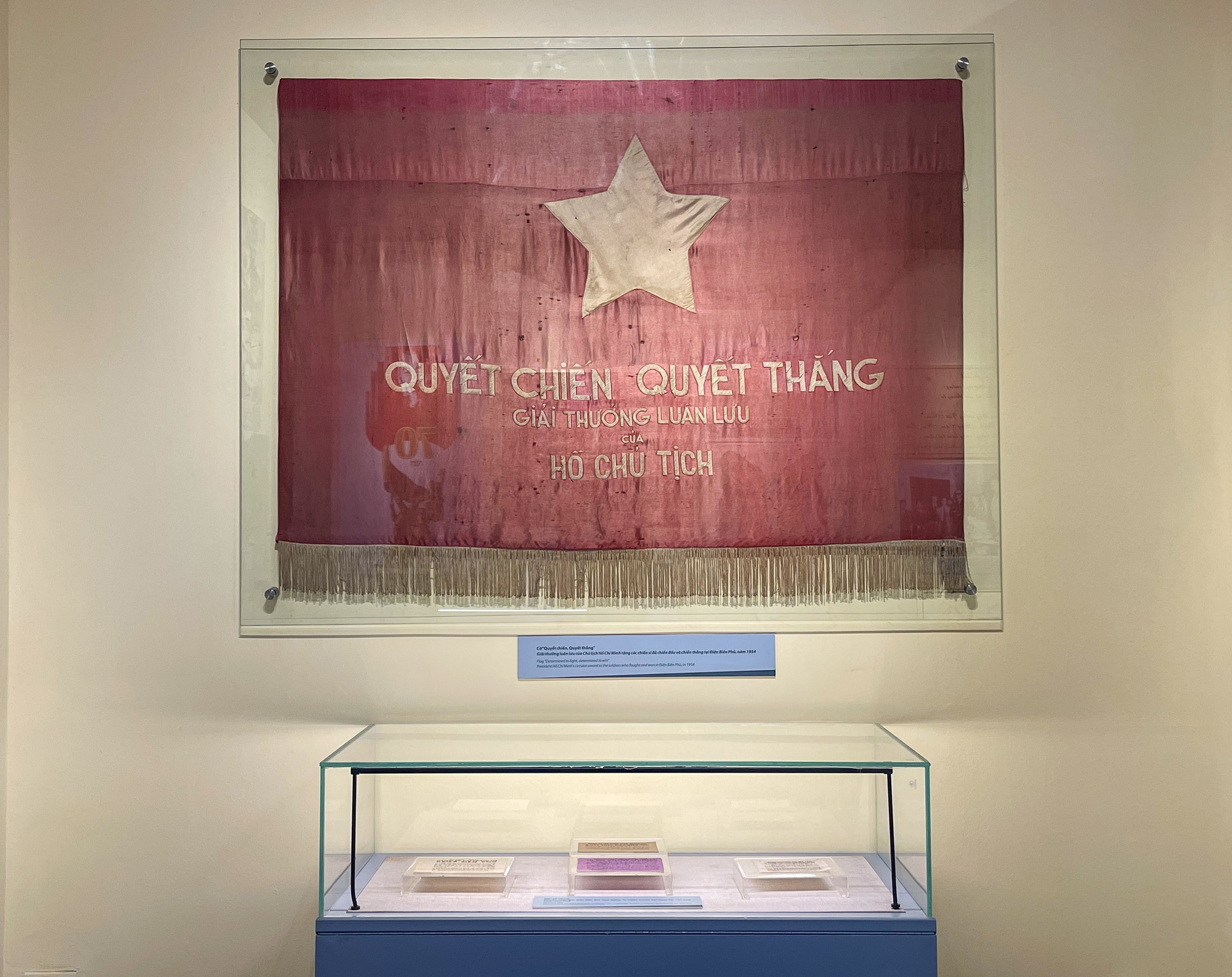 Khơi dậy niềm tự hào dân tộc qua trưng bày chuyên đề "Điện Biên Phủ - Tinh thần bất diệt" - Ảnh 8.