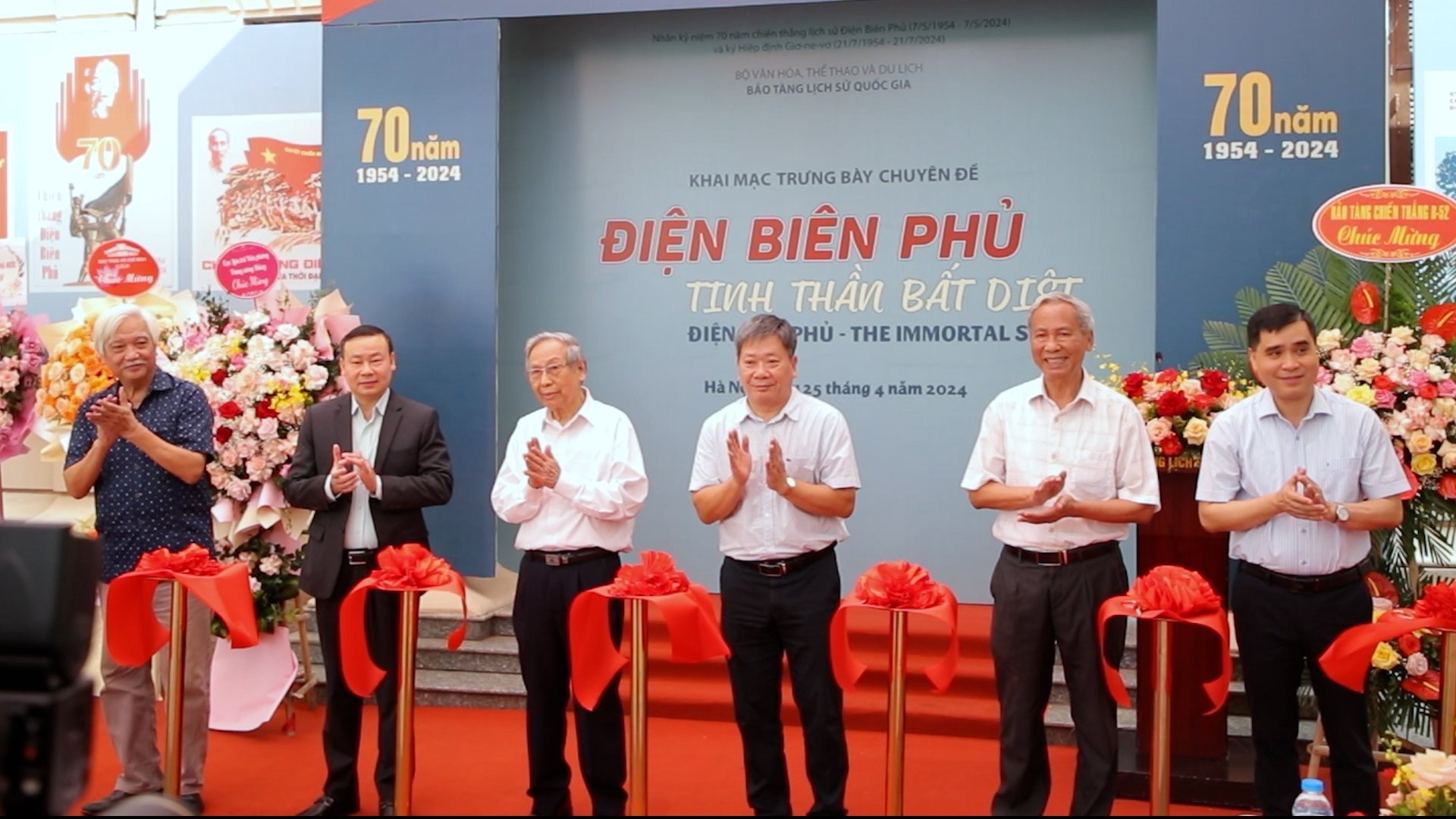 Khơi dậy niềm tự hào dân tộc qua trưng bày chuyên đề "Điện Biên Phủ - Tinh thần bất diệt" - Ảnh 1.