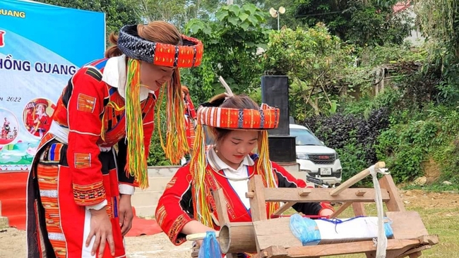Hỗ trợ nghiên cứu, phục hồi, bảo tồn, phát huy văn hóa phi vật thể các dân tộc thiểu số có nguy cơ mai một, năm 2023 - 2024 - Ảnh 1.