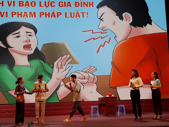 Bình Phước: Triển khai tháng hành động quốc gia về phòng, chống bạo lực gia đình năm 2024 - Ảnh 1.