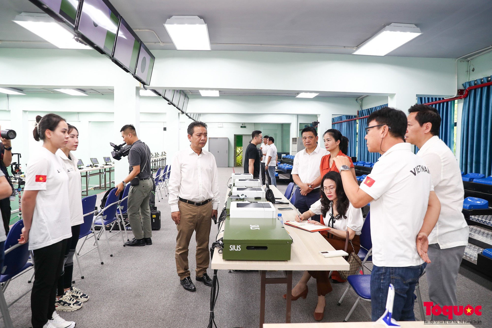 Thứ trưởng Hoàng Đạo Cương kiểm tra công tác chuẩn bị lực lượng tham dự Olympic - Ảnh 1.
