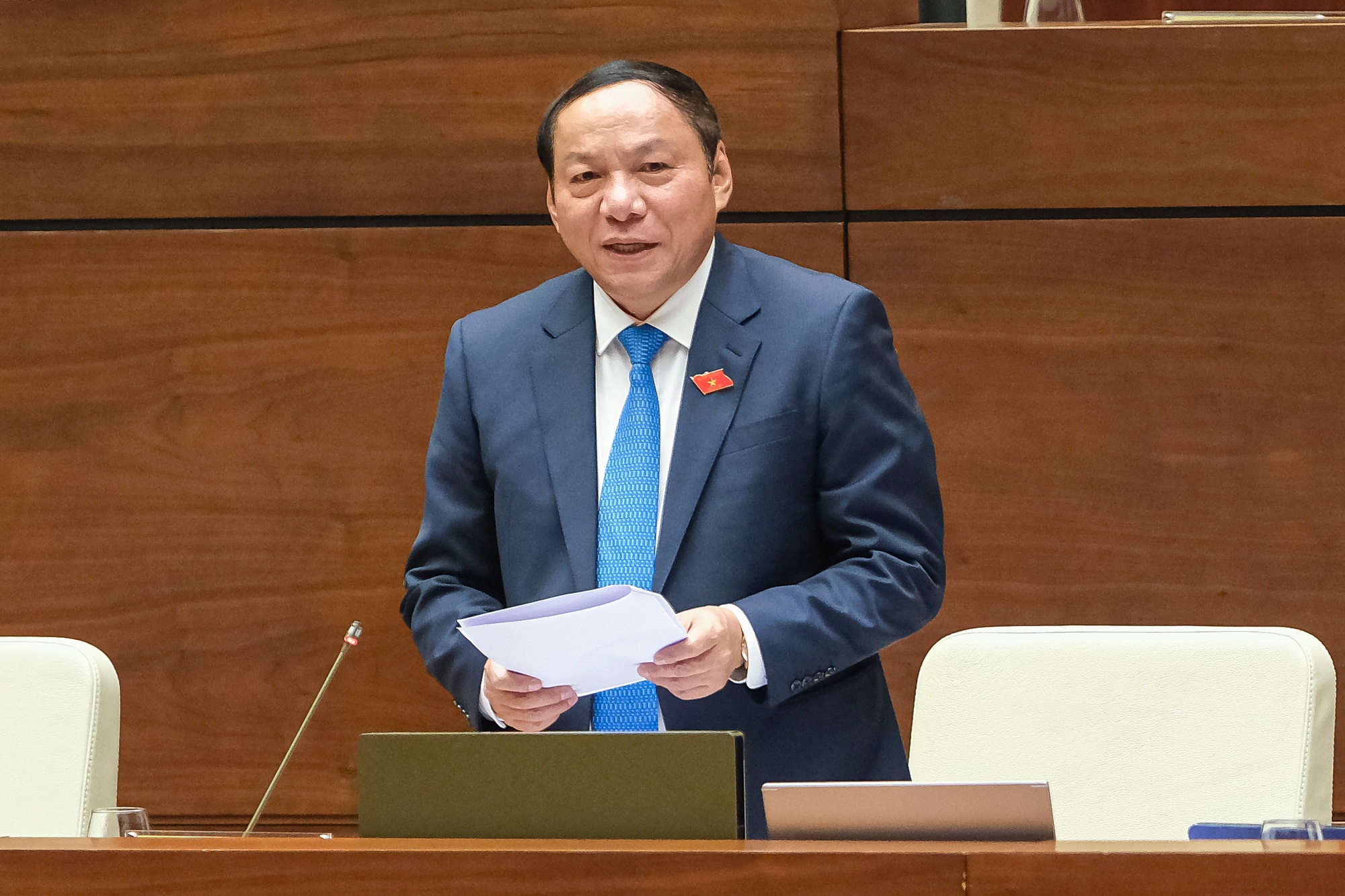 Bộ trưởng Nguyễn Văn Hùng: "Coi trọng giáo dục đạo đức, ý chí, lòng tự hào dân tộc cho vận động viên"  - Ảnh 1.