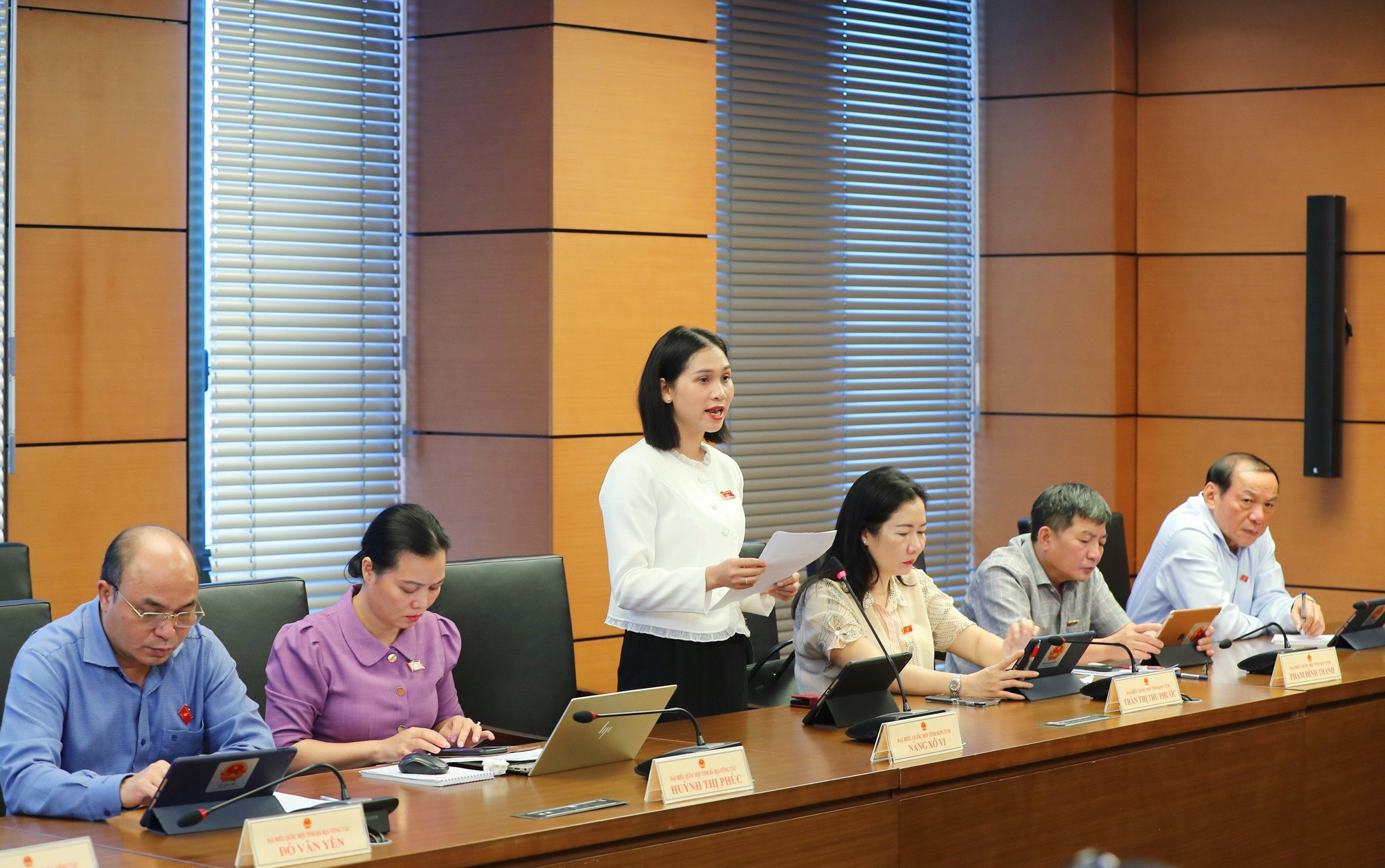 Đại biểu Quốc hội: Chương trình MTQG về văn hóa rất ý nghĩa, mọi người dân đều được thụ hưởng - Ảnh 2.