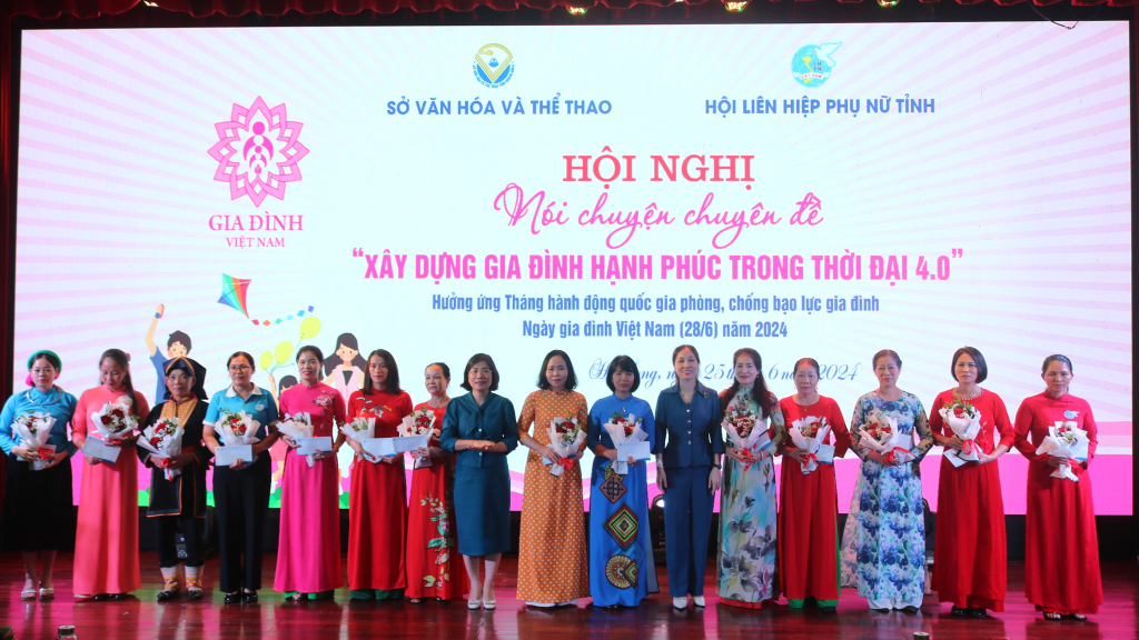 Quảng Ninh: Hội nghị nói chuyện chuyên đề “Xây dựng gia đình hạnh phúc trong thời đại 4.0” - Ảnh 3.