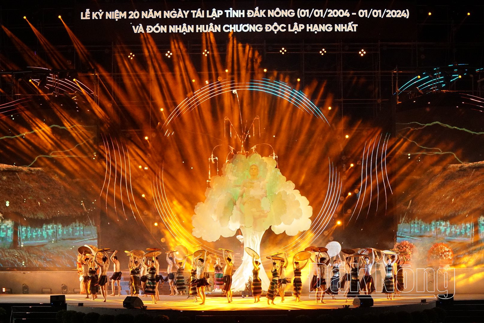 Thanh âm từ ngành "công nghiệp không khói" Đắk Nông - Ảnh 2.