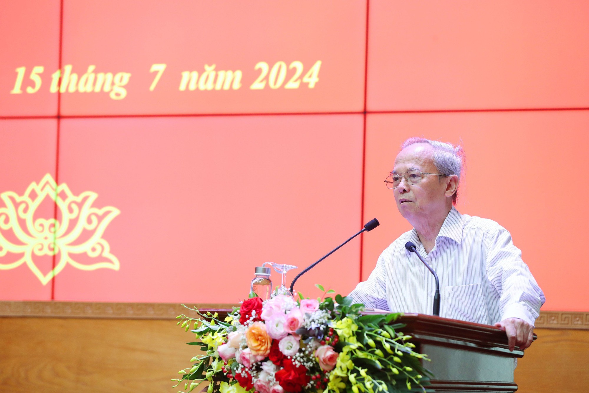 Ngành văn hóa phải đáp ứng được kỳ vọng của Tổng Bí thư: Văn hóa phải được đặt ngang hàng với kinh tế, chính trị, sử dụng sức mạnh mềm của văn hóa để khẳng định vị thế quốc gia - Ảnh 6.