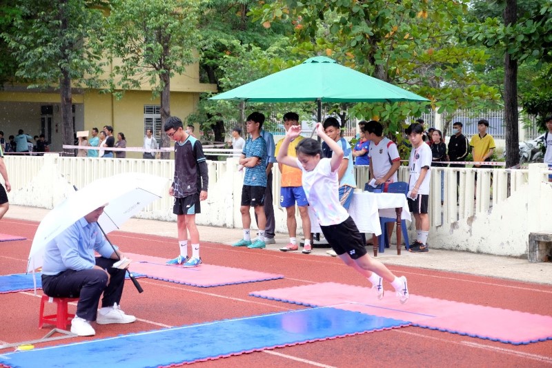 Trường Đại học Thể dục Thể Thao Đà Nẵng tổ chức thành công kỳ thi tuyển sinh năng khiếu Đại học chính quy đợt 2, năm 2024 - Ảnh 3.
