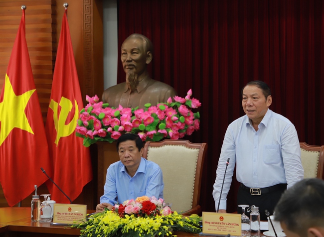 Bộ trưởng Nguyễn Văn Hùng: Đồng hành để tổ chức tốt Festival Gốm đỏ Vĩnh Long năm 2024  - Ảnh 6.