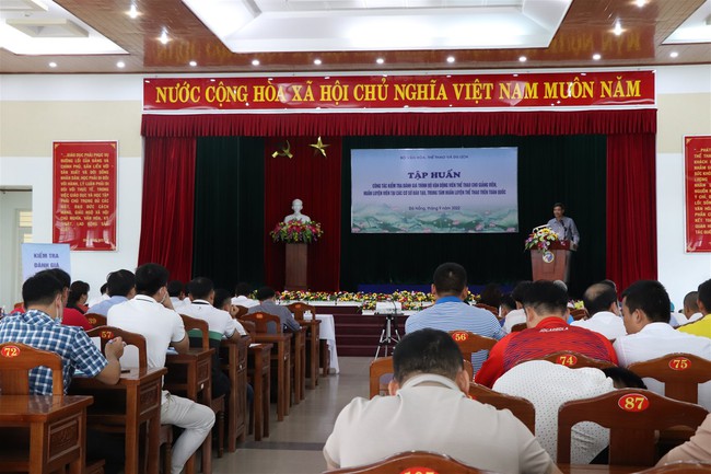 Tập huấn "Bồi dưỡng nghiệp vụ thanh tra giáo dục cho cán bộ, viên chức làm công tác thanh tra, kiểm tra nội bộ và cộng tác viên thanh tra các cơ sở đào tạo văn hóa nghệ thuật, thể dục thể thao và du lịch" - Ảnh 1.