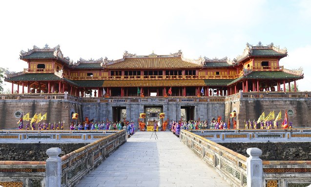 Triển lãm "Sắc màu di sản văn hóa, thiên nhiên và sản phẩm thủ công truyền thống Việt Nam" - Ảnh 2.