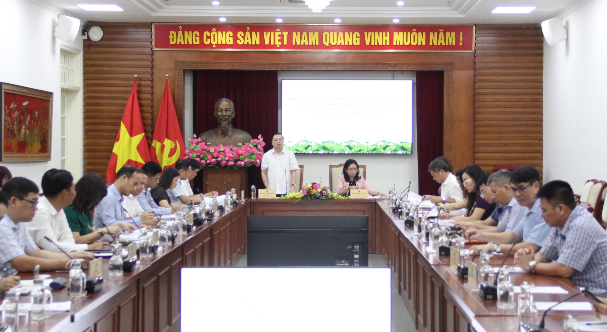 Bộ VHTTDL đẩy mạnh công tác khuyến học, khuyến tài, xây dựng xã hội học tập - Ảnh 3.