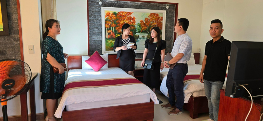 Cục Du lịch Quốc gia Việt Nam kiểm tra việc chấp hành quy định pháp luật về du lịch tại tỉnh Thừa Thiên Huế - Ảnh 5.