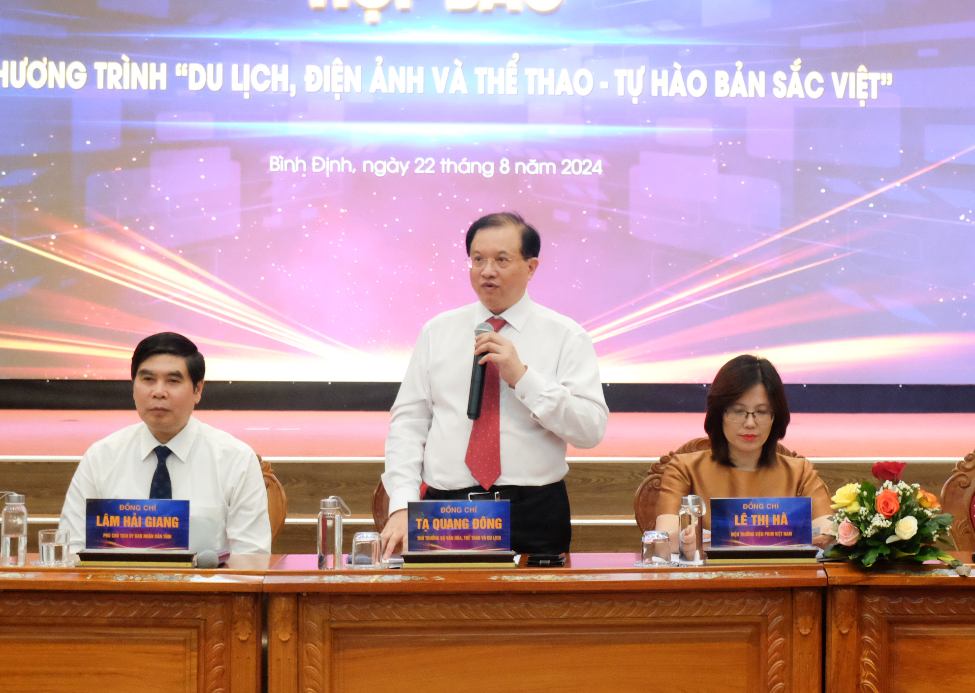 Nhiều hoạt động hấp dẫn tại chương trình “Du lịch, Điện ảnh và Thể thao - Tự hào bản sắc Việt”  - Ảnh 1.