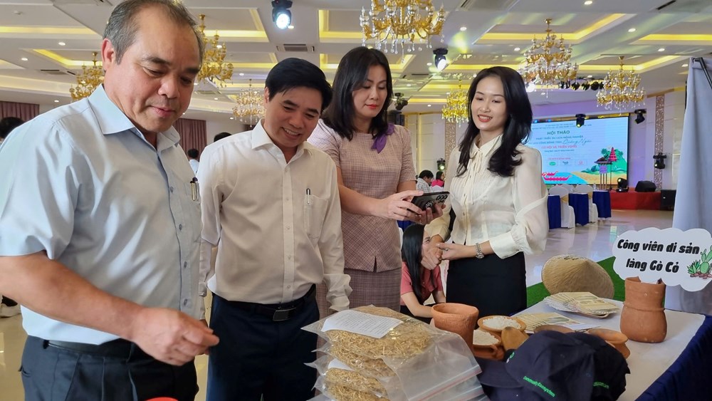 Ứng dụng chuyển đổi số vào hoạt động du lịch ở Quảng Ngãi - Ảnh 2.