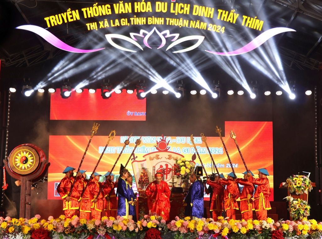 Bình Thuận: Khai mạc lễ hội Văn hoá - Du lịch Dinh Thầy Thím năm 2024 - Ảnh 3.