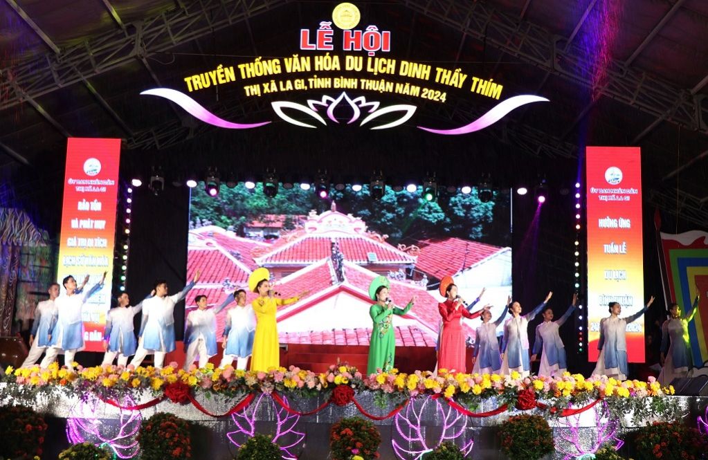 Bình Thuận: Khai mạc lễ hội Văn hoá - Du lịch Dinh Thầy Thím năm 2024 - Ảnh 6.